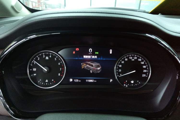 Used Buick GL8 2022 Land Cruiser Executive Class 652T Comfort Model
