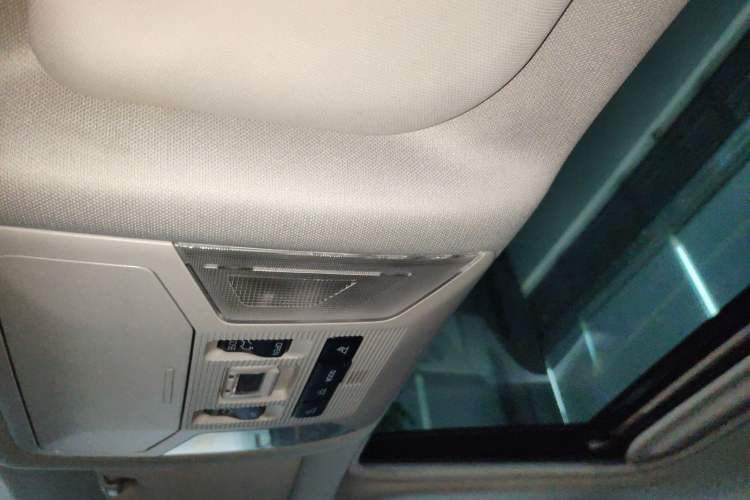 Used Toyota RAV4 2021 2.0L CVT Two-Wheel Drive Fashion Edition
