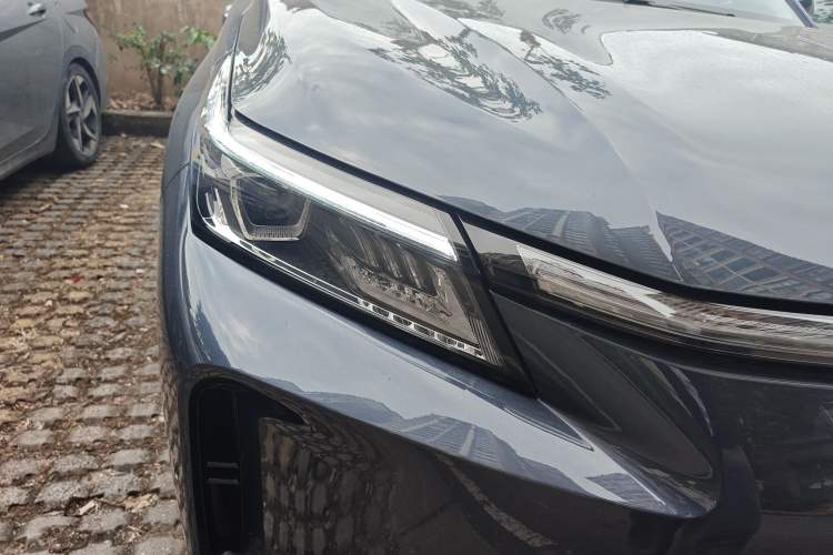 Used  E5 PLUS 2025 165 km Long-Range Version PLUS 5-Seater
