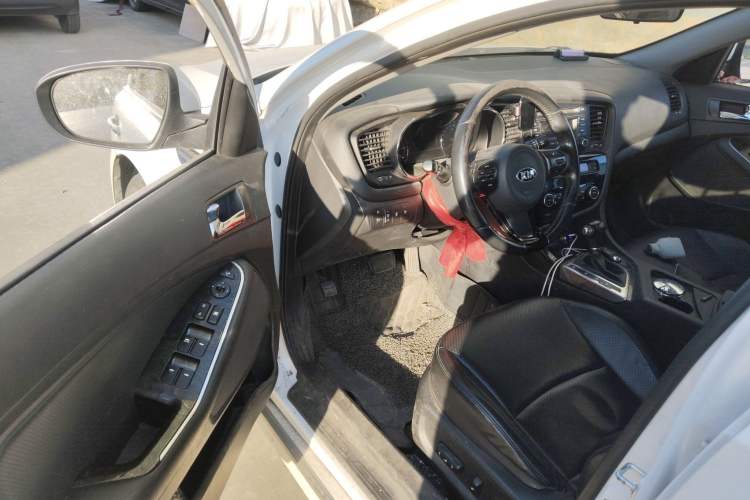 Used Kia K5 2014 2.0L Automatic LUXURY
