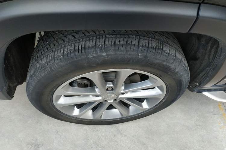 Used  Grand Commander 2018 2.0T Four-Wheel Drive Prestige Edition China V
