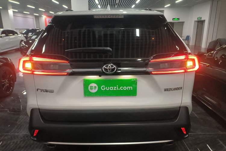 Used Toyota Wildlander 2023 2.0L CVT Two-Wheel Drive Luxury PLUS Edition
