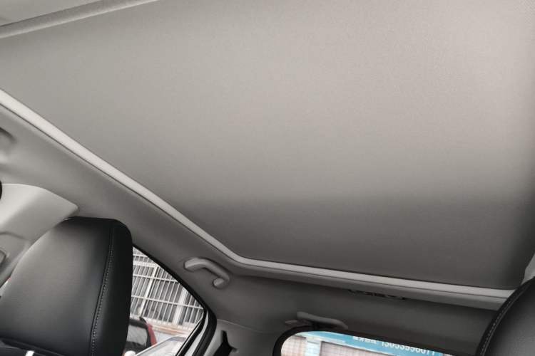 Used Honda Vezel 2020 1.5L CVT Pioneer Edition
