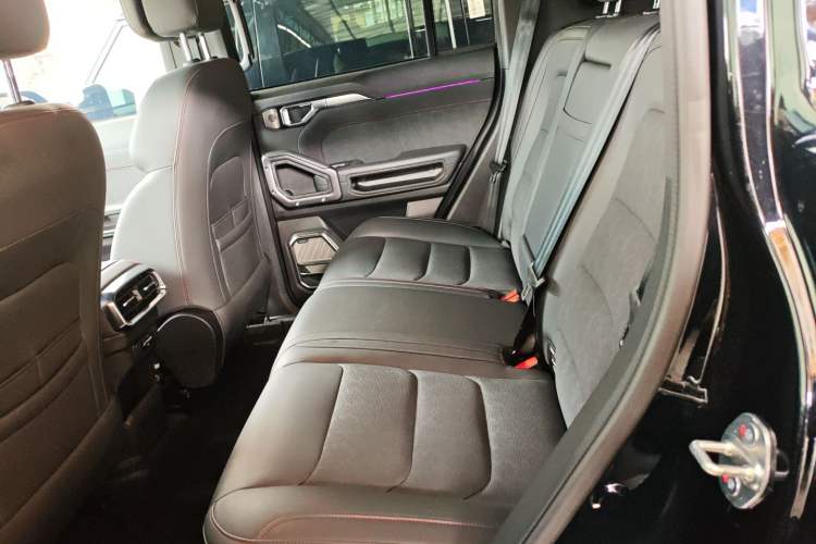 Used Jetour Traveler 2023 2.0T All-Wheel Drive Conquer PRO
