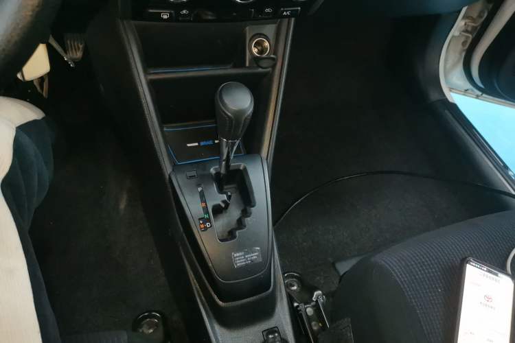 Used Toyota YARiS L 2016 Revised 1.5E CVT Charming Edition