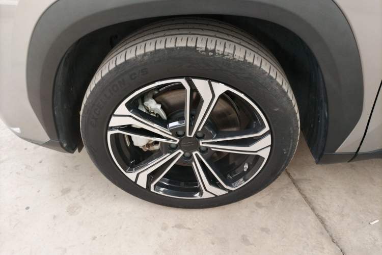 Used  L7 2023 1.5T 115 km MAX
