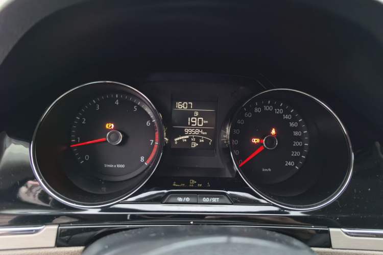 Used Volkswagen Bora 2014 1.6L Manual Comfort Model
