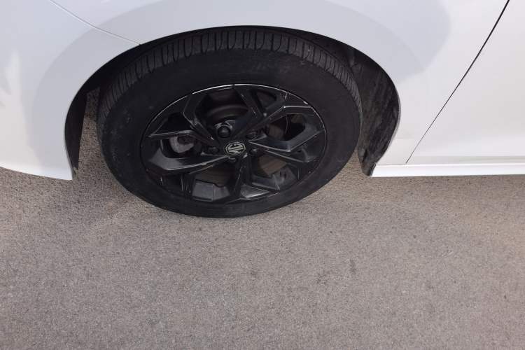 Used MG 5 2021 Revised Version 180 DVVT CVT Youth Luxury Edition
