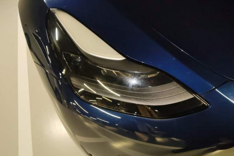 Used Tesla Model Y 2021 Long-Range All-Wheel-Drive Version 3D7