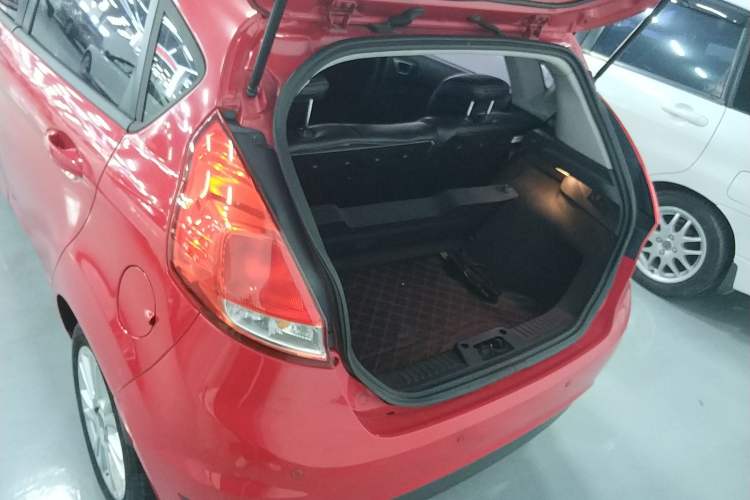 Used Ford Fiesta 2013 Hatchback 1.5L Automatic Fashion Edition