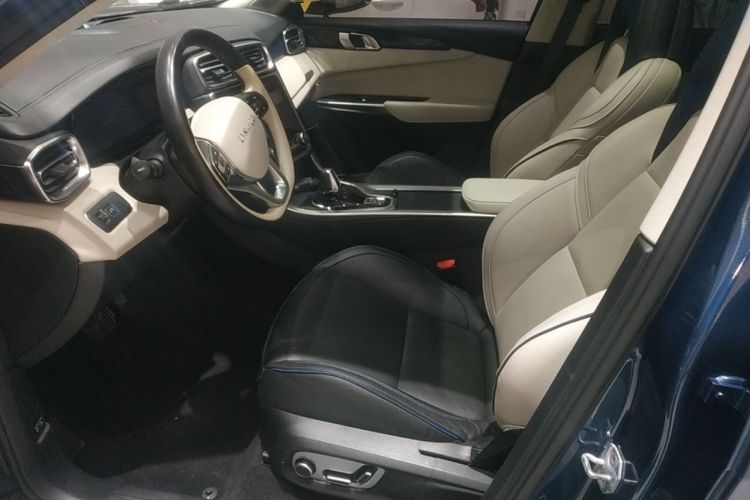 Used Lynk & Co 01 2017 2.0T Two-Wheel Drive Zhaopu Version
