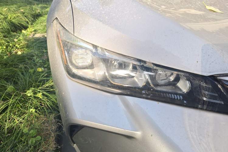 Used Toyota Avalon 2019 2.0L XLE Premium Edition China VI