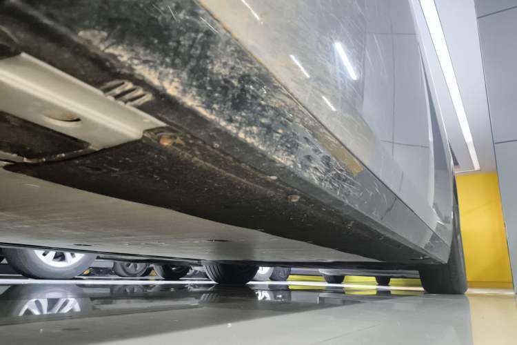 Used Li Auto MEGA 2024 Ultra Model
