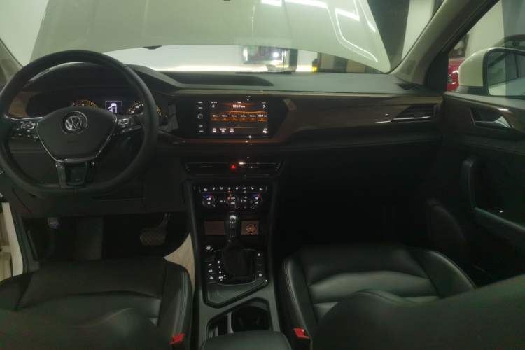 Used Volkswagen Tharu 2019 330TSI Four-Wheel Drive Luxury Edition China VI Standard
