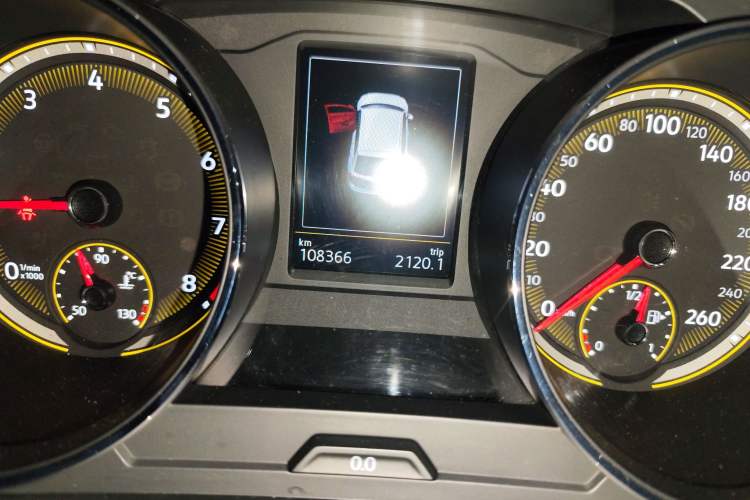 Used Volkswagen Tiguan L 2019 380TSI Automatic All-Wheel Drive Luxury Edition with 7 Seats China VI Standard
