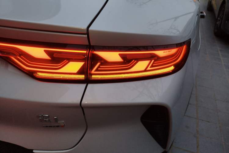 Used BYD Song L EV 2025 Intelligent Driving Version 662 km LiDAR Excellence Edition