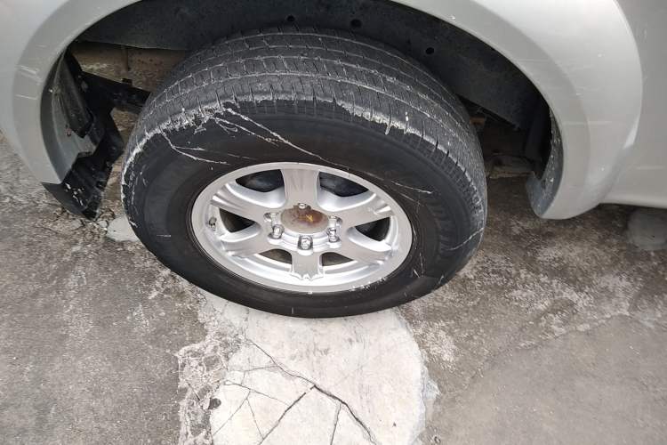 Used Great Wall Wingle 5 2017 2.0T European Version Diesel Two-Wheel Drive Advanced Large Double-Cab GW4D20E