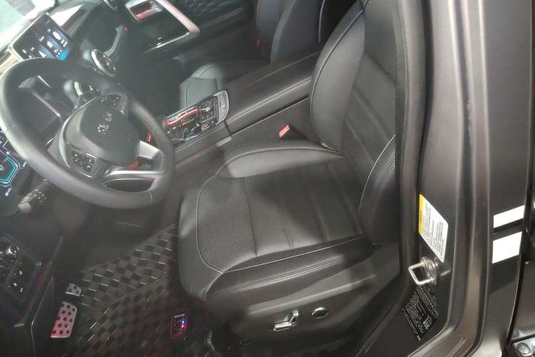 Used  BJ40 2023 2.0T Automatic Four-Wheel Drive Ring of the Tower Champion Edition
