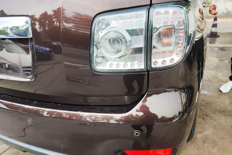 Used Nissan Patrol (Parallel Import) 2016 Y62 4.0L LE Middle East Edition
