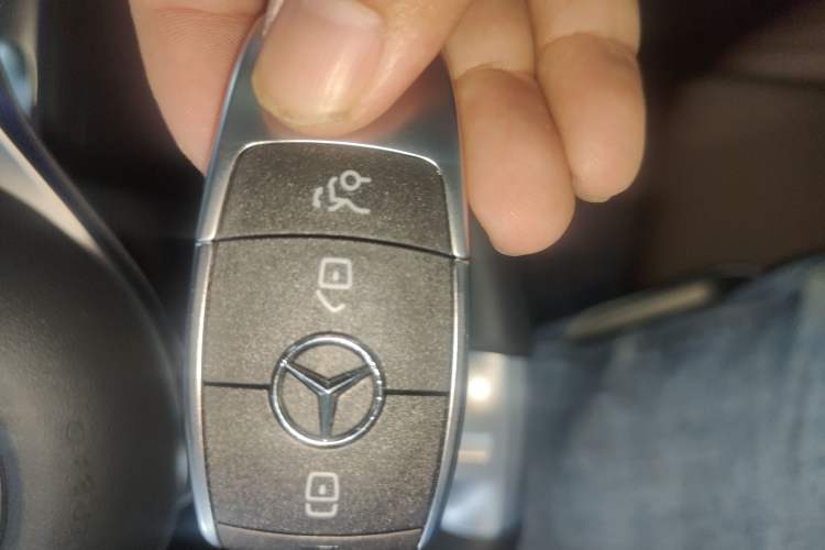 Used Mercedes-Benz GLB 2024 GLB 220 Fashion Model
