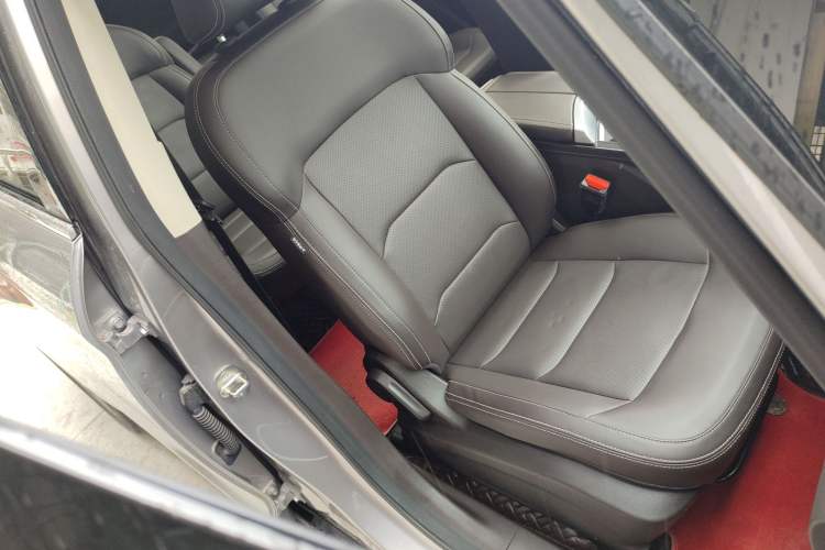 Used Geely Auto Jiajie 2021 1.8TD DCT Luxury Model
