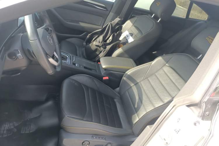 Used Volkswagen FAW-Volkswagen CC 2021 380TSI Striking Edition
