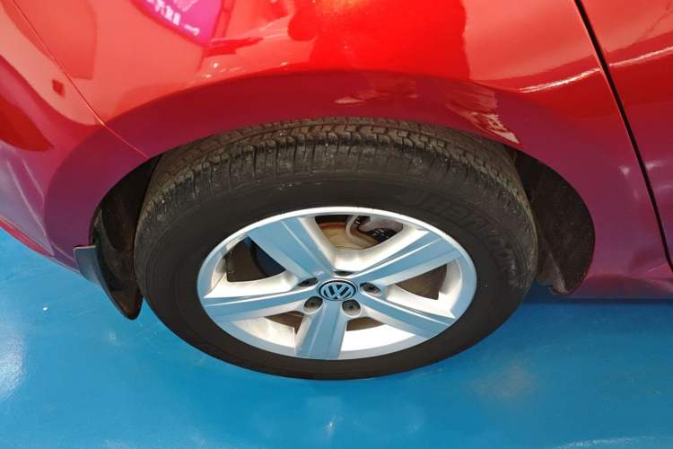 Used Volkswagen Golf 2017 1.6L Automatic Comfort Million-Vehicle Anniversary Edition