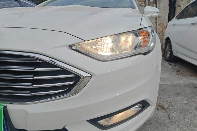 Used Ford Mondeo 2017 EcoBoost 180 Stylish Model
