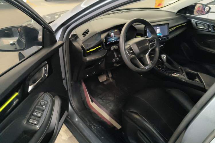 Used Roewe i5 2021 1.5L CVT Diamond Edition