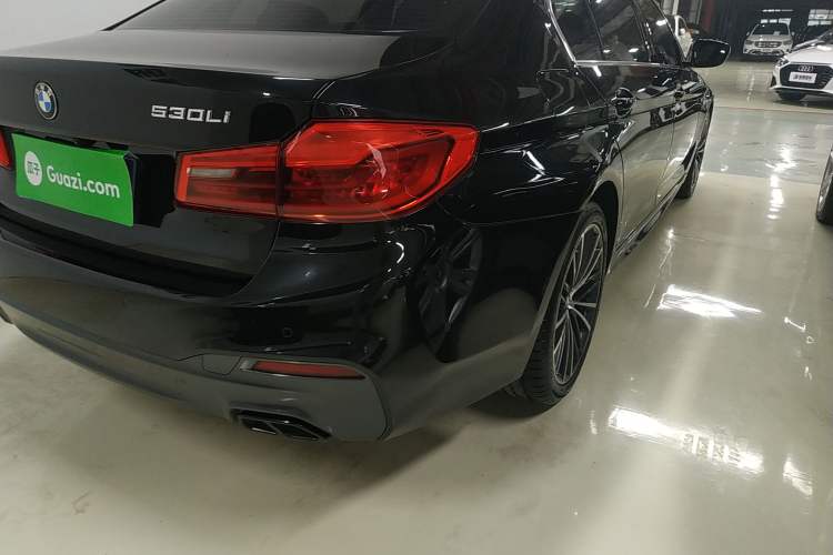 Used BMW 5 Series 2020 530Li Leading Model M Sport Package