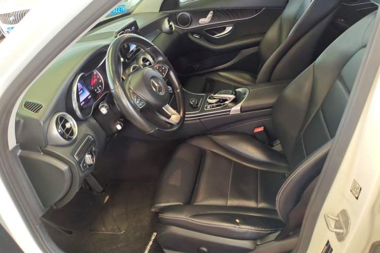 Used Mercedes-Benz C-Class 2015 C 200 station wagon
