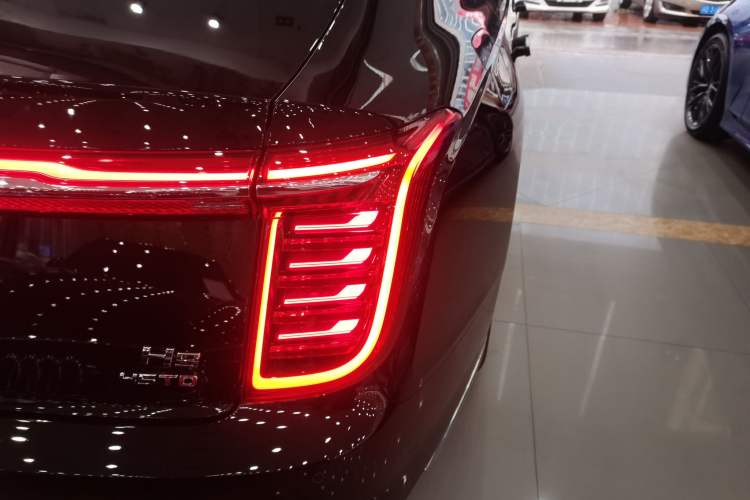 Used Hongqi H9 2023 2.0T Smart Connect Flagship Edition
