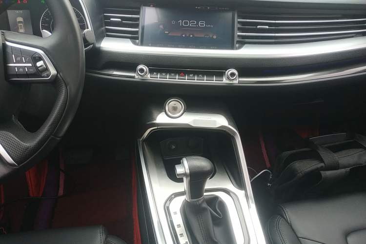 Used Haval H6 2017 Blue Label 1.5T Automatic Two-Wheel Drive ZhiShang Model
