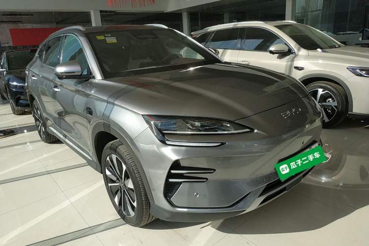 Used BYD Song PLUS New Energy 2025 EV Intelligent Driving Version 520km Premium Model
