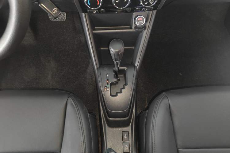 Used Toyota YARiS L Zhi Xian 2016 Revised 1.5E CVT Charming Edition