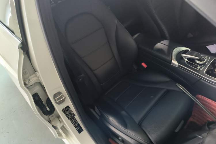 Used Mercedes-Benz C-Class 2017 Restyled C 180 L Fashion Edition Sport Version
