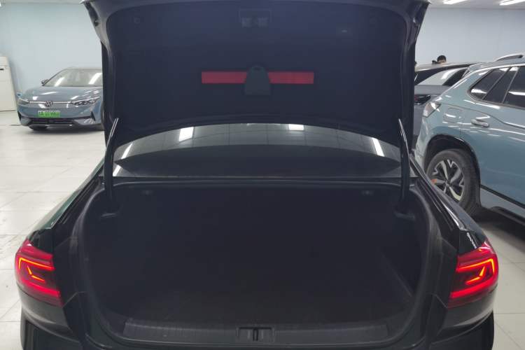 Used Volkswagen Magotan GTE Plug-in Hybrid 2022 GTE Luxury Model
