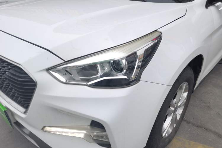 Used Haval M6 2017 1.5T Automatic Two-Wheel Drive Elite Model
