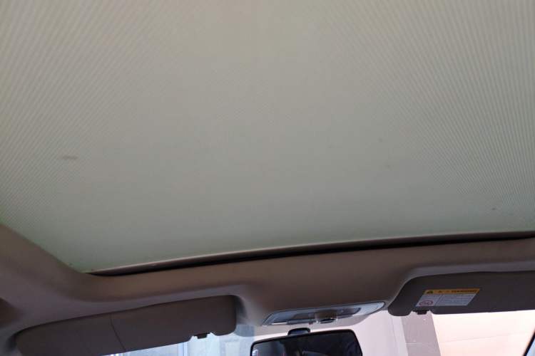 Used MG ZS 2018 1.5L Automatic Luxury Edition China V Standard
