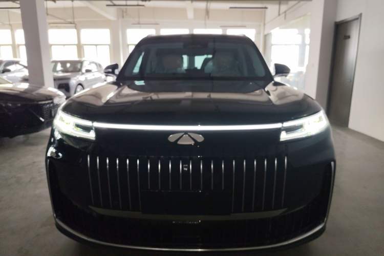 Used Chery T11 2026 Model 220 All-Wheel Drive Dual IMAX Theater Edition