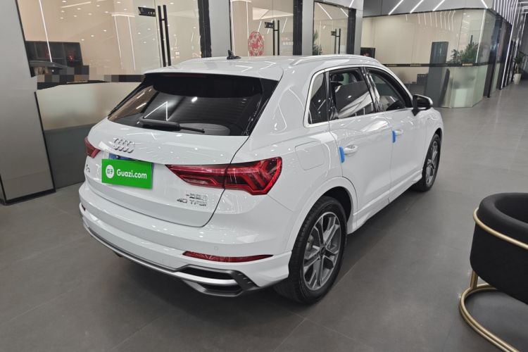 Used Audi Q3 2022 40 TFSI Fashion Dynamic Model
