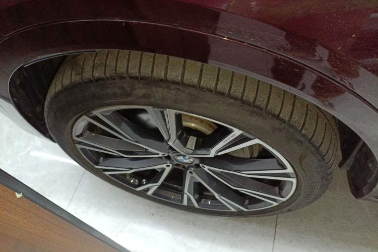 Used BMW X7 2020 xDrive40i Luxury Package with Premium Features
