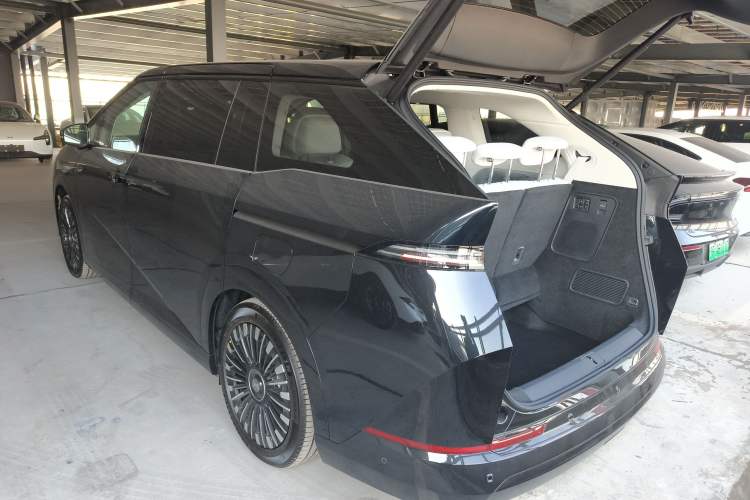 Used XPeng X9 2026 Model—Range-Extended Version 1602 Ultra