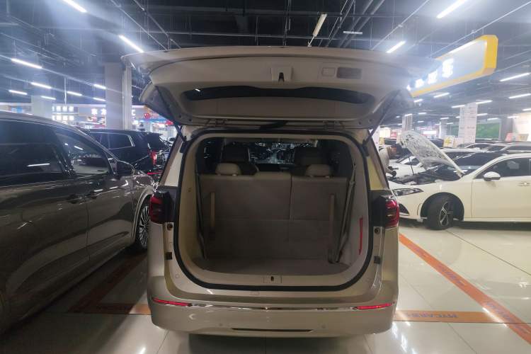 Used Buick GL8 2020 ES Land Cruiser 653T Comfort Edition
