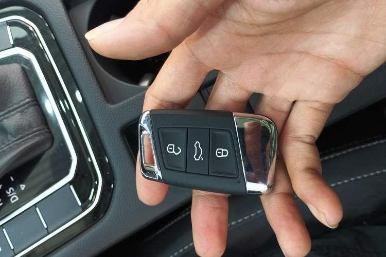 Used Volkswagen Magotan 2020 330TSI DSG Leading Model
