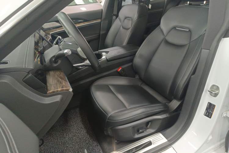 Used NETA S 2022 Extended-Range Version 1160 km Range Rear-Wheel-Drive Compact Edition
