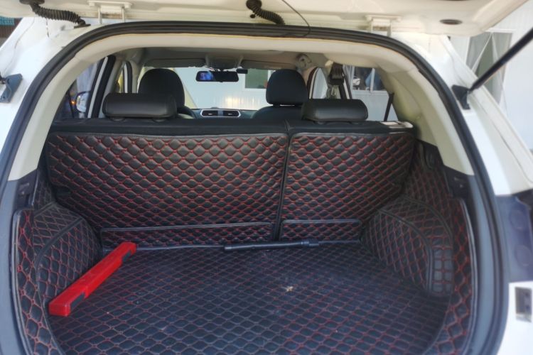 Used Haval H2 2018 1.5T Dual-Clutch Two-Wheel Drive Fashion Model China VI Standard
