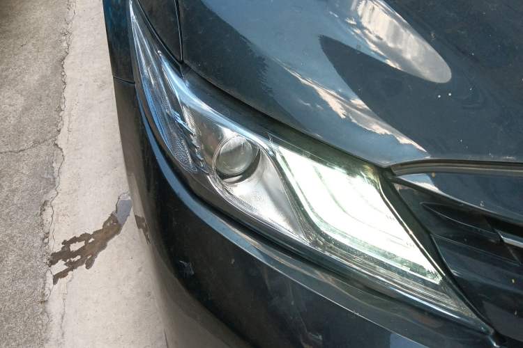 Used Toyota Camry 2019 Revised Version Dual-Engine 2.5 HG Luxury Edition
