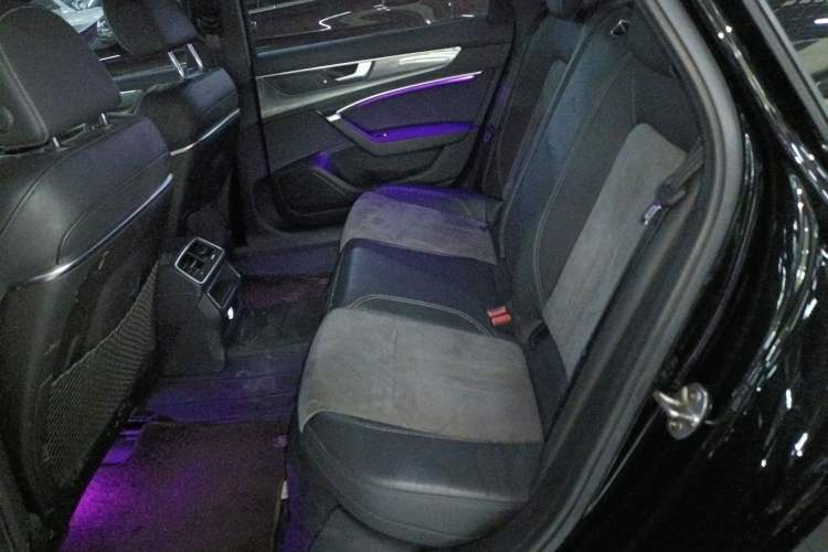 Used Audi A6L 2019 40 TFSI Luxury Dynamic Model
