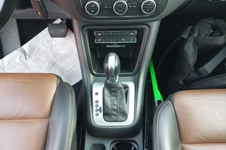 Used Volkswagen Sharan 2013 1.8TSI Comfort Model
